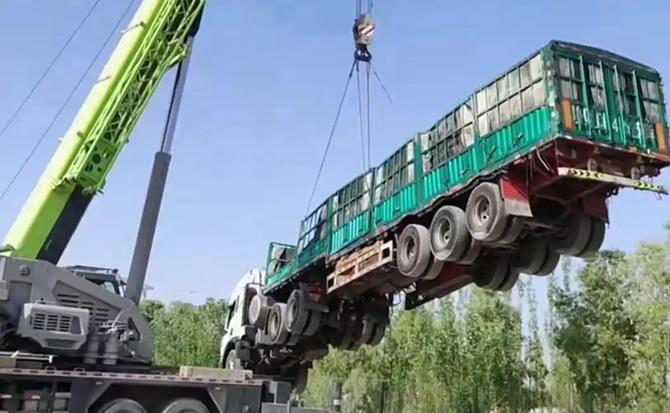 寻甸道路脱困救援案例
